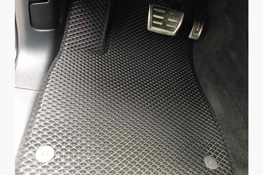 Audi Q7 2015–2026 EVA Fußmatten (schwarz) Image