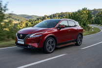 Nissan Qashqai 2021- Seitenschweller Maya Red (2 Stk., Aluminium) Foto 1