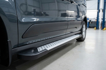 Volkswagen Caddy 2020- Trittbretter Allmond Grey (2 Stk., Aluminium) Foto 2
