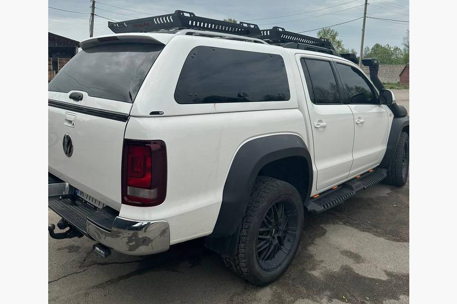 Volkswagen Amarok 2010-2022 Seitenstufen Dakar V2 mit LED (2 Stk, Metall) Foto 4
