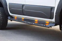 Volkswagen Amarok 2010-2022 Seitenstufen Dakar V1 mit LED (2 Stk, Metall) Foto 2