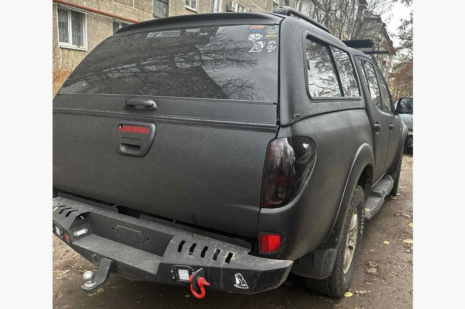 Mitsubishi L200 2006-2015 Verstärkte Heckstoßstange Dakar V1 (2010-2015) Foto 2