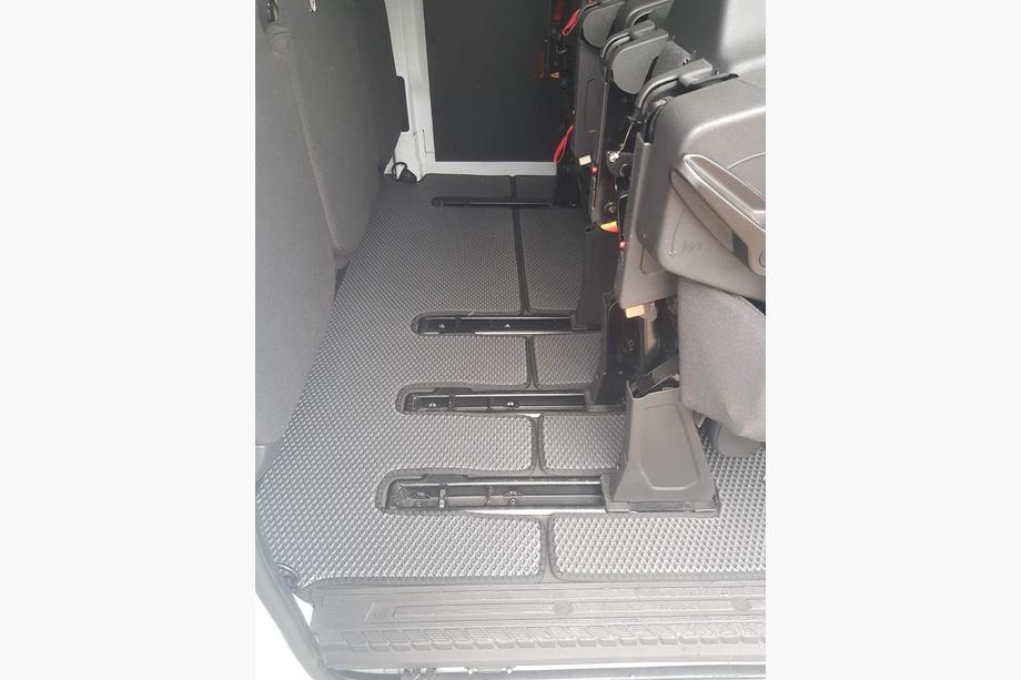Ford Custom 2013-2022 EVA Fußmatten (Komplettset, schwarz) Image