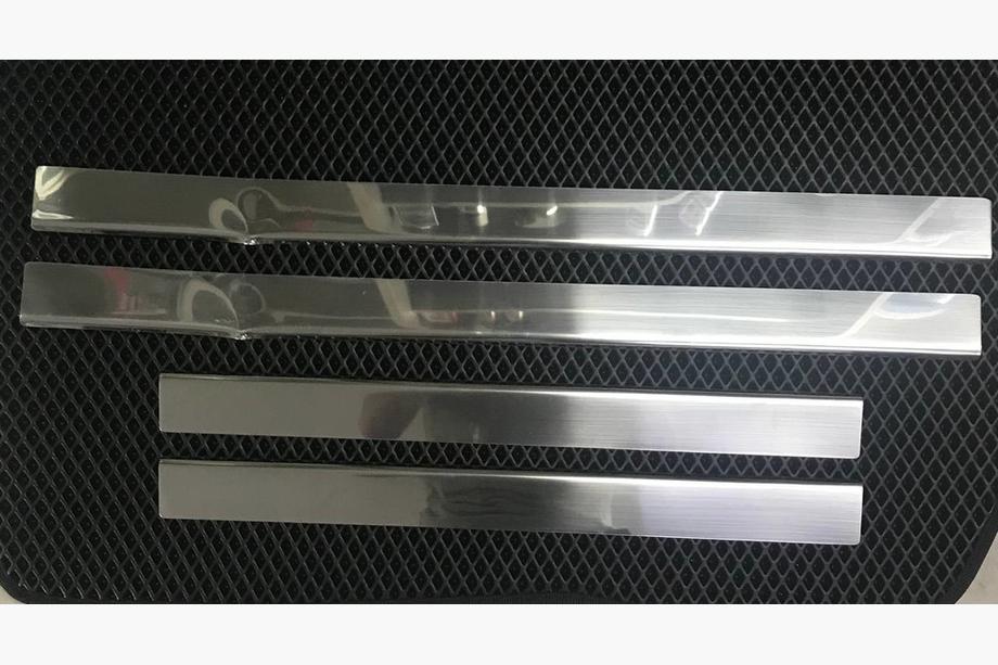 Mercedes E-class W124 1984–1997 SALE! Einstiegsleisten Edelstahl Carmos (4 Stk) Image