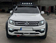 Volkswagen Amarok 2010-2022 Frontscheibenblende unter Dachträger DAKAR (LED) Foto 1