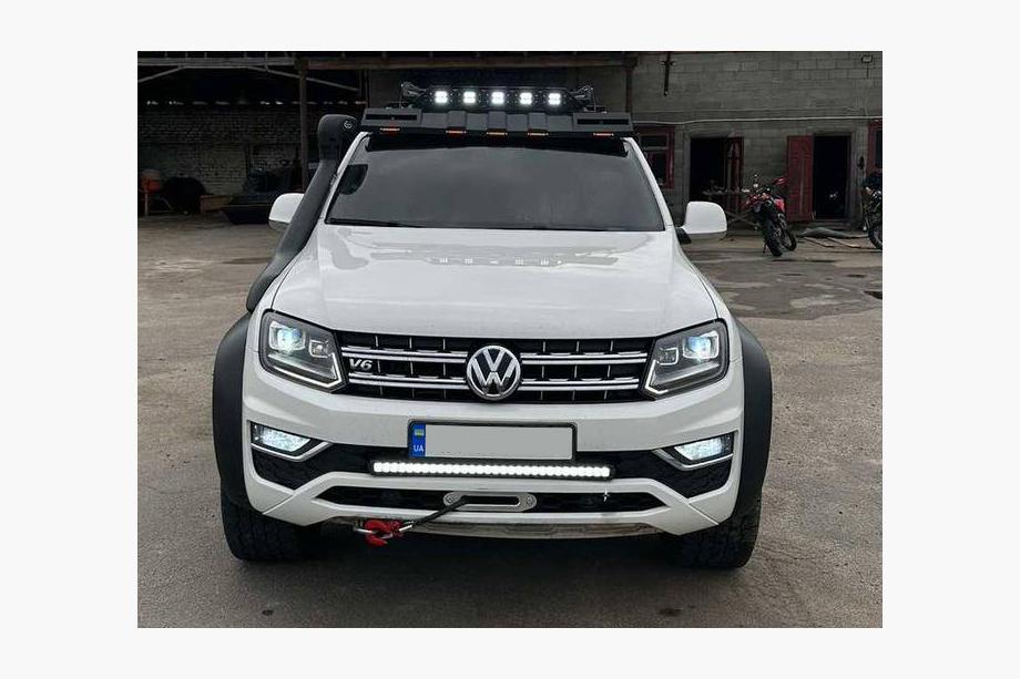 Volkswagen Amarok 2010-2022 Frontscheibenblende unter Dachträger DAKAR (LED) Image