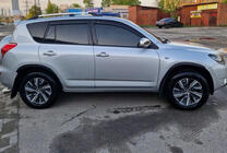 Toyota Rav 4 2006-2013 Kotflügelverbreiterungen (4 Stk, schwarz, ABS-Kunststoff) Foto 1