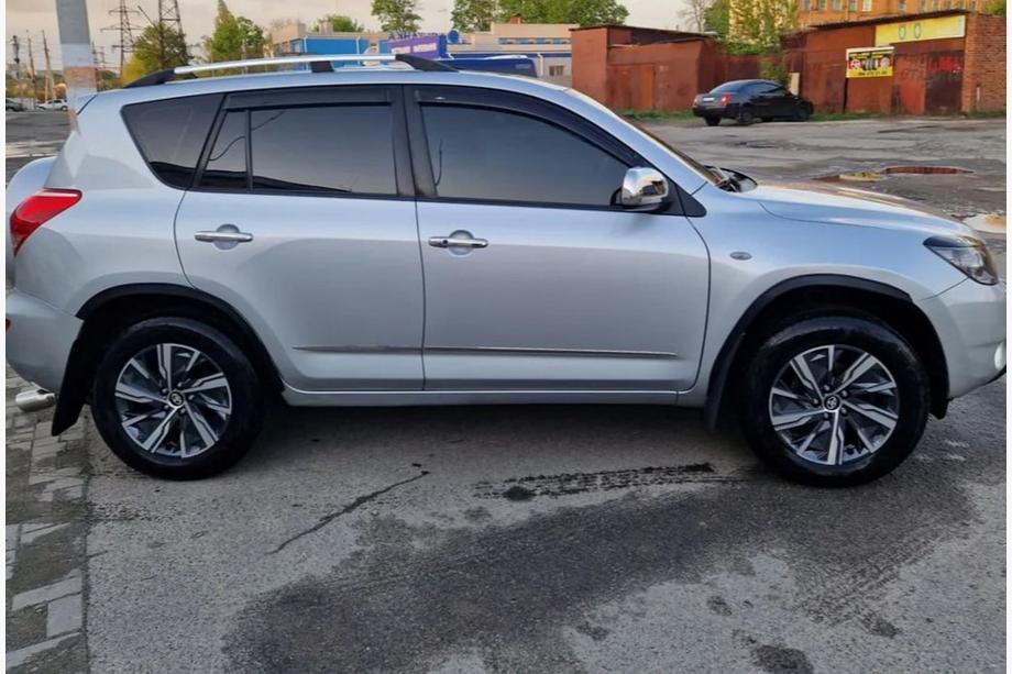 Toyota Rav 4 2006-2013 Kotflügelverbreiterungen (4 Stk, schwarz, ABS-Kunststoff) Image