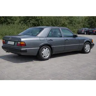 Kotflügelverbreiterungen 1989-1995 (4 Stk, schwarz, ABS-Kunststoff) Foto 3