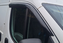 Peugeot Boxer 2006-2025 Windabweiser (2 Stk., Sunplex) Foto 8