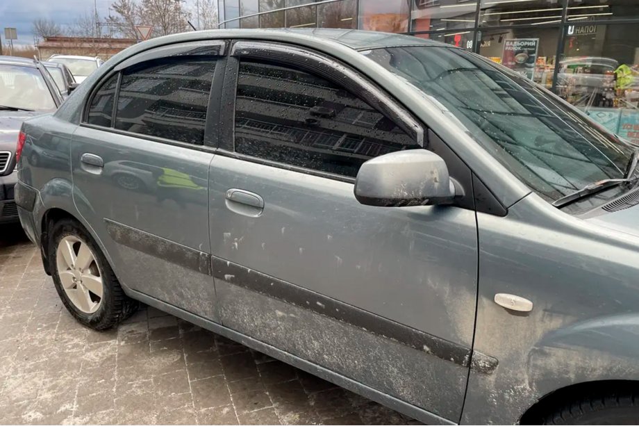 Kia Rio 2005-2011 Windabweiser SD (4 Stk, HIC) Image