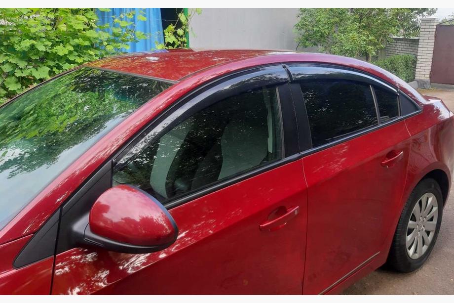 Chevrolet Cruze 2009–2015 Windabweiser SD (4 Stk., Sunplex) Image
