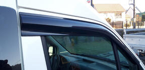 Ford Connect 2002–2006 Windabweiser (2 Stk., Sunplex Sport) Foto 3