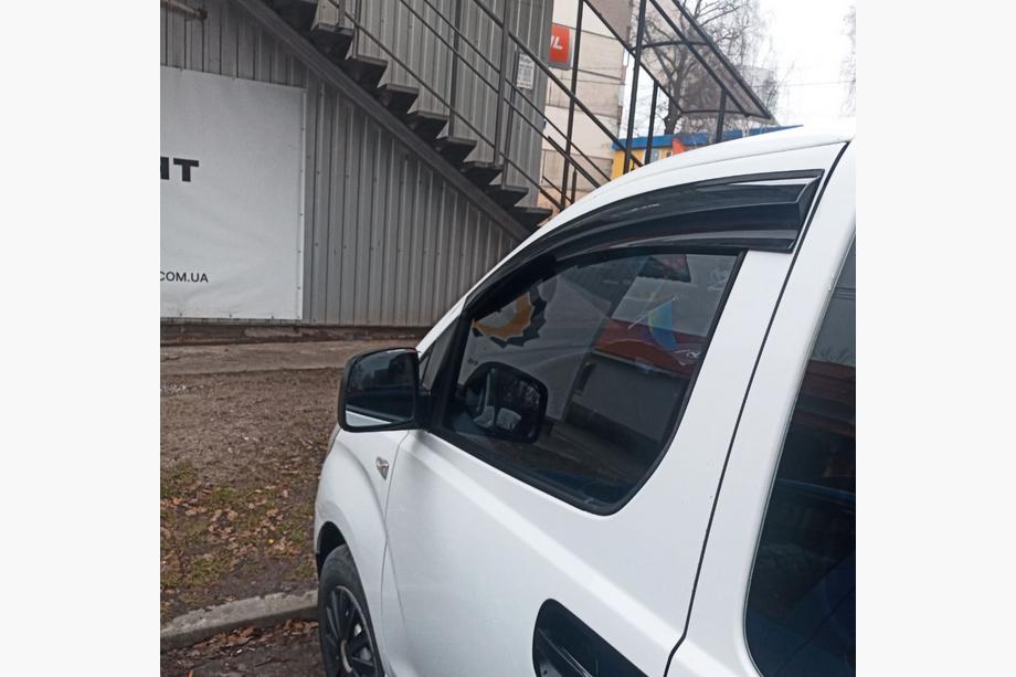 Hyundai H300, H1, Starex 2008-2020 Windabweiser (2 Stk., Sunplex Sport) Image