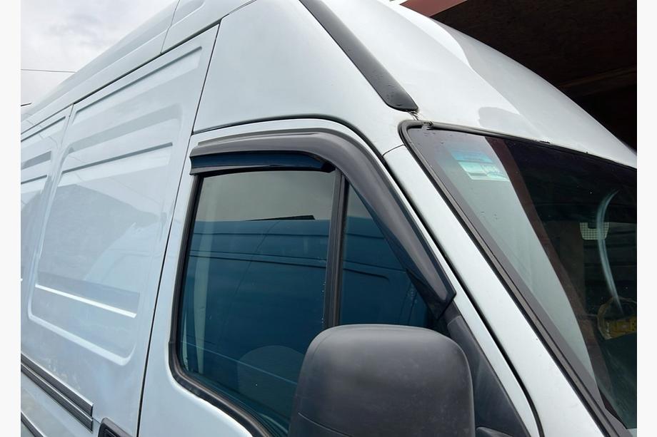 Iveco Daily 2006-2014 Windabweiser (2 Stk., Sunplex Sport) Foto 2