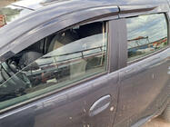 Dacia Duster 2008-2018 Windabweiser (4 Stk., Sunplex Sport) Foto 2