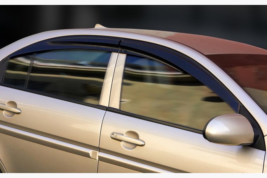 Hyundai Accent 2006-2010 Windabweiser (4 Stk., Sunplex Sport) Foto 1