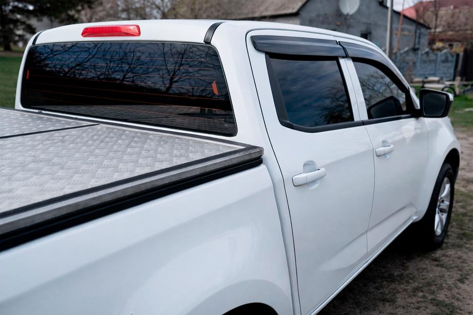 Isuzu D-Max 2019- Windabweiser (4 Stk., Sunplex Sport) Foto 5