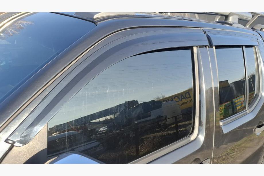 Nissan Navara 2006-2015 Windabweiser (4 Stk., Sunplex Sport) Image