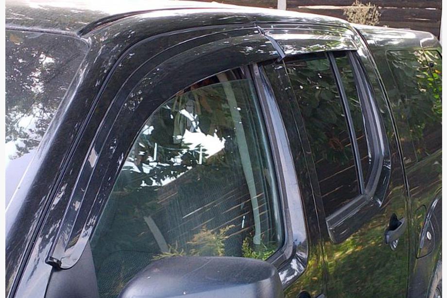 Nissan NP300 1999-2015 Windabweiser (4 Stk., Sunplex Sport) Image