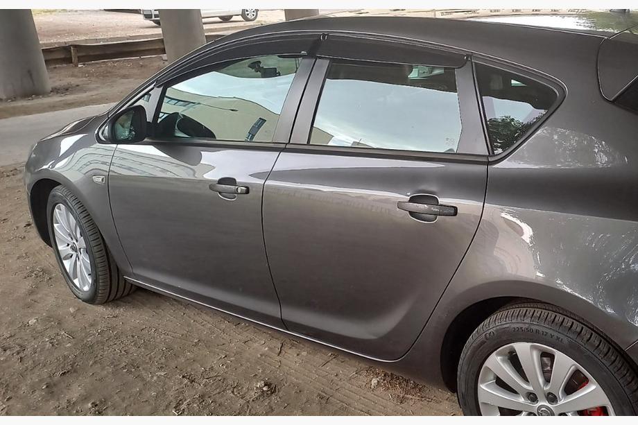 Opel Astra J 2009-2015 Windabweiser HB/SD (4 Stk., Sunplex Sport) Image