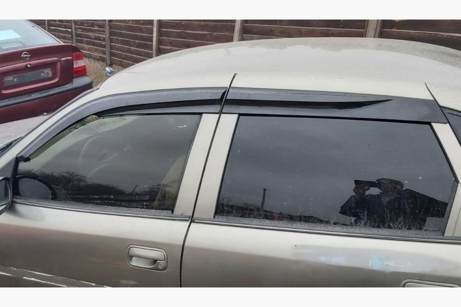Opel Vectra B 1995-2002 Windabweiser SD (4 Stk., Sunplex Sport) Image