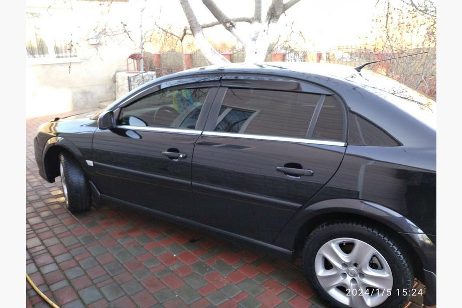 Opel Vectra C 2002-2008 Windabweiser SD (4 Stk., Sunplex Sport) Foto 8