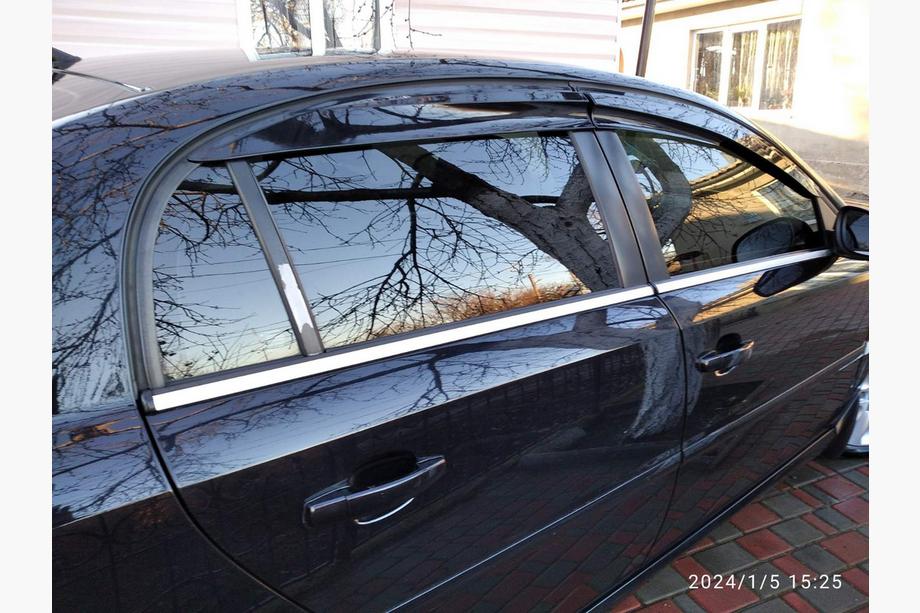 Opel Vectra C 2002-2008 Windabweiser SD (4 Stk., Sunplex Sport) Foto 5