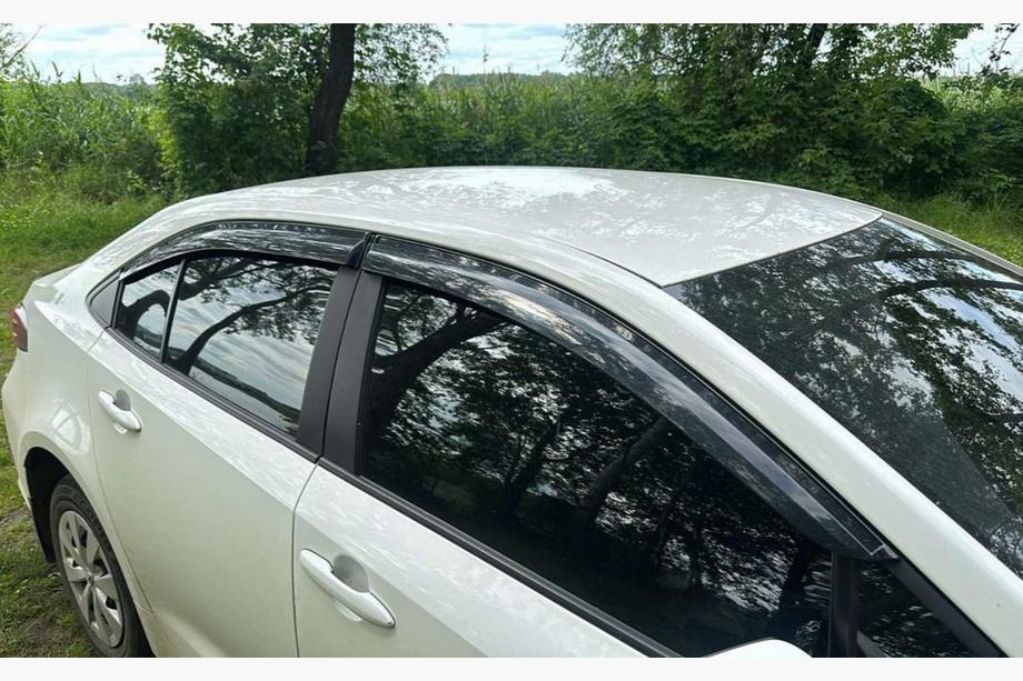 Toyota Corolla 2019- Windabweiser (4 Stk., Sunplex Sport) Image