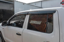 Volkswagen Amarok 2010-2022 Windabweiser (4 Stk., Sunplex Sport) Foto 3
