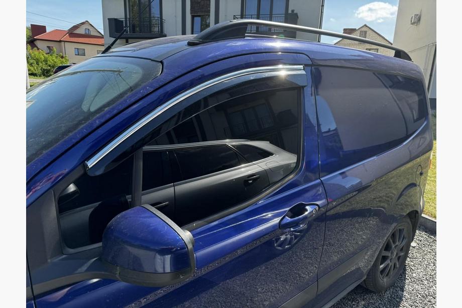 Ford Courier 2014-2023 Windabweiser mit Chromleisten (4 Stk., Sunplex Chrome) Image
