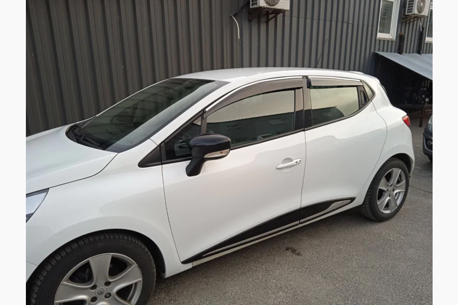 Renault Clio V 2019- Windabweiser mit Chromleisten (4 Stk., Sunplex Chrome) Image