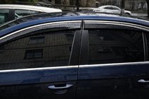 Volkswagen Passat B6 2006-2012 Windabweiser mit Chromleisten (4 Stk., Sunplex Chrome) Foto 5