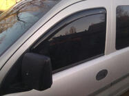 Opel Combo 2002–2012 Windabweiser zum Einstecken (2 Stk, HIC) Foto 1