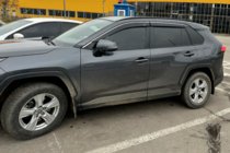 Toyota Rav 4 2019–2025 Windabweiser mit Chromleiste (4 Stk, HIC) Foto 6