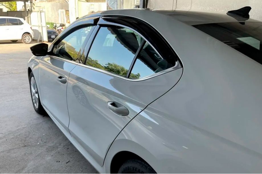Skoda Octavia IV A8 2020- Windabweiser Liftback (4 Stk, HIC) Foto 2