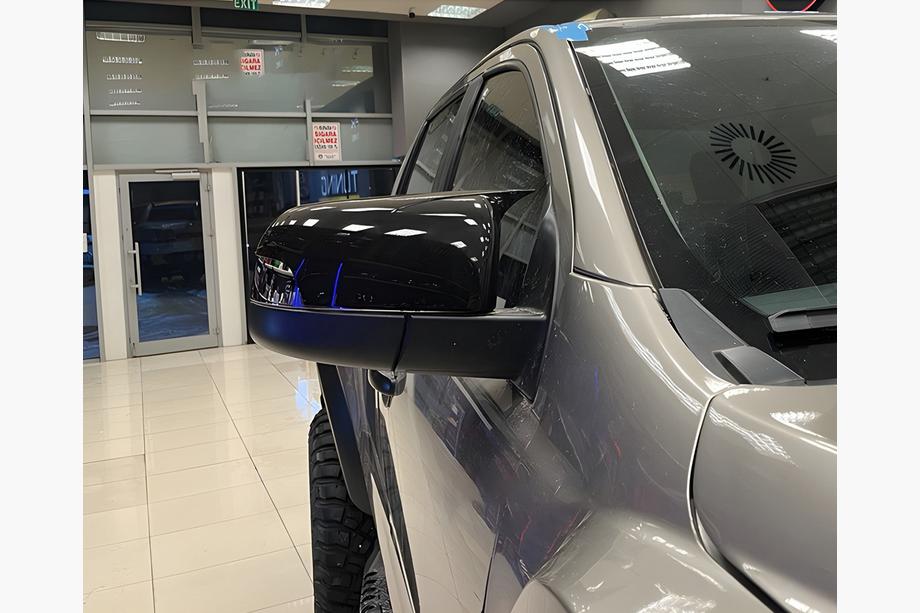 Ford Ranger 2011–2022 Spiegelabdeckungen 2015+ (BMW-Style, 2 Stk) Image