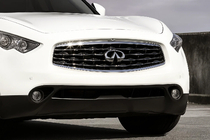 Infiniti QX70 2013-2019 Frontlippe Libao (Kunststoff) Foto 3