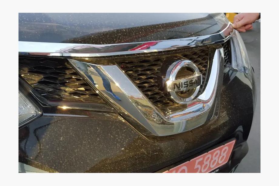 Nissan X-trail T32/Rogue 2014-2021 Motorhaubenschutz Libao (Kunststoff) Image