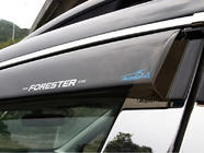 Subaru Forester 2013-2018 Windabweiser mit Chrom (4 Stk, Aomis) Foto 1