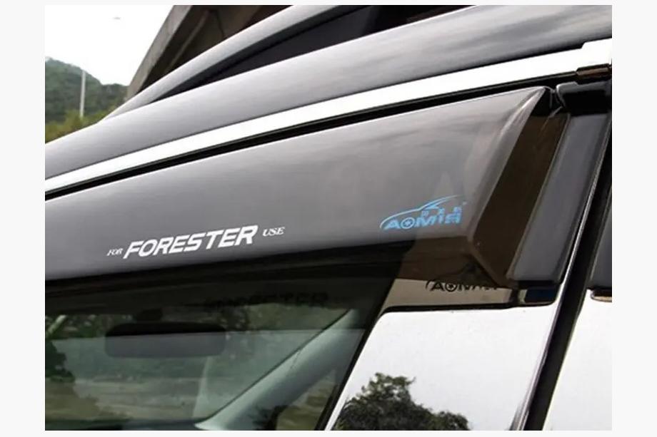 Subaru Forester 2013-2018 Windabweiser mit Chrom (4 Stk, Aomis) Image