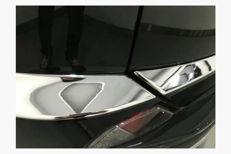 Toyota Rav 4 2013-2018 Chrom Heckstoßstangen- und Kofferraumleisten Libao 2016-2018 (3 Stk, Edelstahl) Foto 2