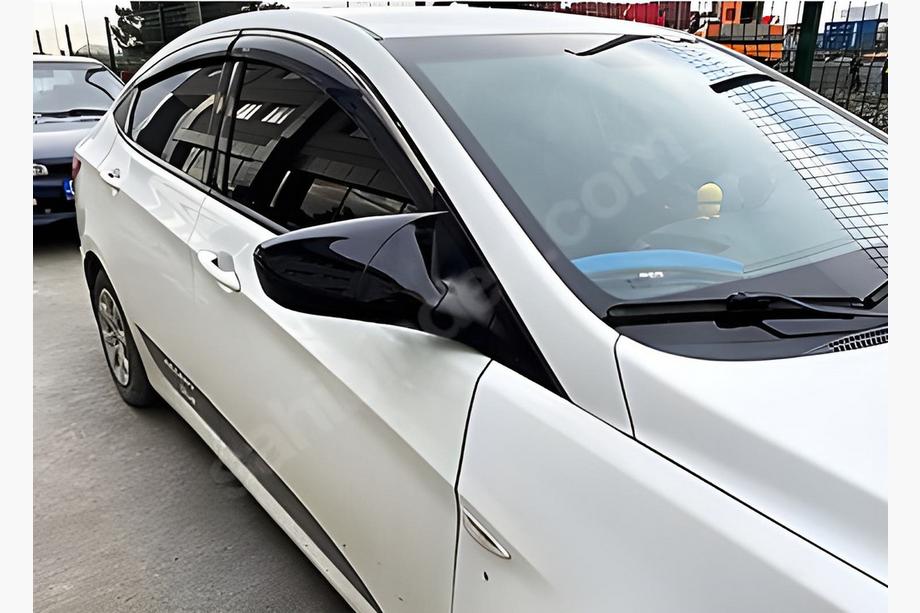 Hyundai Elantra (MD/UD) 2011-2015 Spiegelabdeckungen mit Blinker-Ausschnitt im BMW-Style (2 Stk) Foto 5