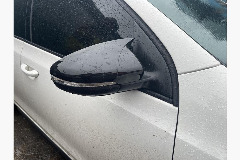 Volkswagen Touran 2010-2015 Spiegelabdeckungen RLine-Look (2 Stk.) Image