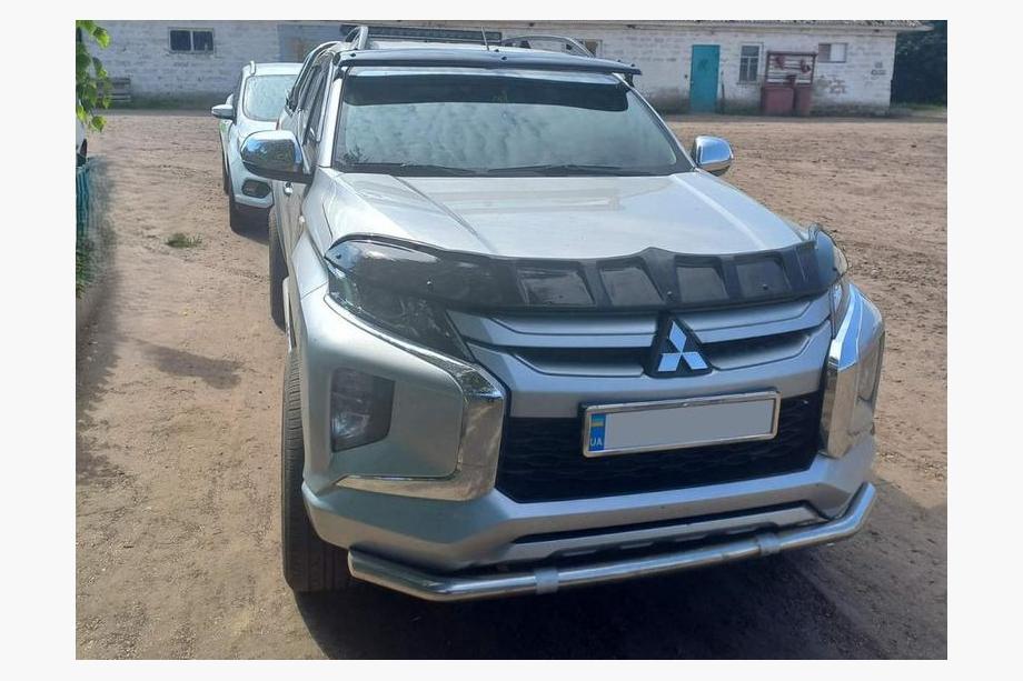 Mitsubishi L200 2015-2024 Motorhaubenschutz (2019+, EuroCap Dragon) Image