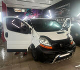 Opel Vivaro 2001–2015 Motorhaubenschutz lang (EuroCap) Foto 2