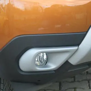 Abdeckungen für Nebelscheinwerfer (ABS, grau) Renault Duster 2018-2024 Foto 3