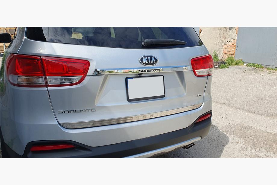 Kia Sorento III UM 2014-2020 Chromleiste über dem Kennzeichen Libao V2 (Edelstahl) Image
