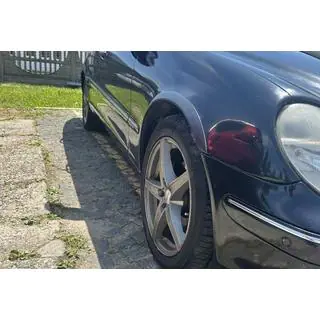 Kotflügelverbreiterungen SD (4 Stk, schwarz, ABS-Kunststoff) Foto 2