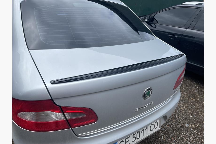 Skoda Superb 2009-2015 Heckspoiler LIP (Sunplex, schwarz) (115,8cm x 6,3cm) Image